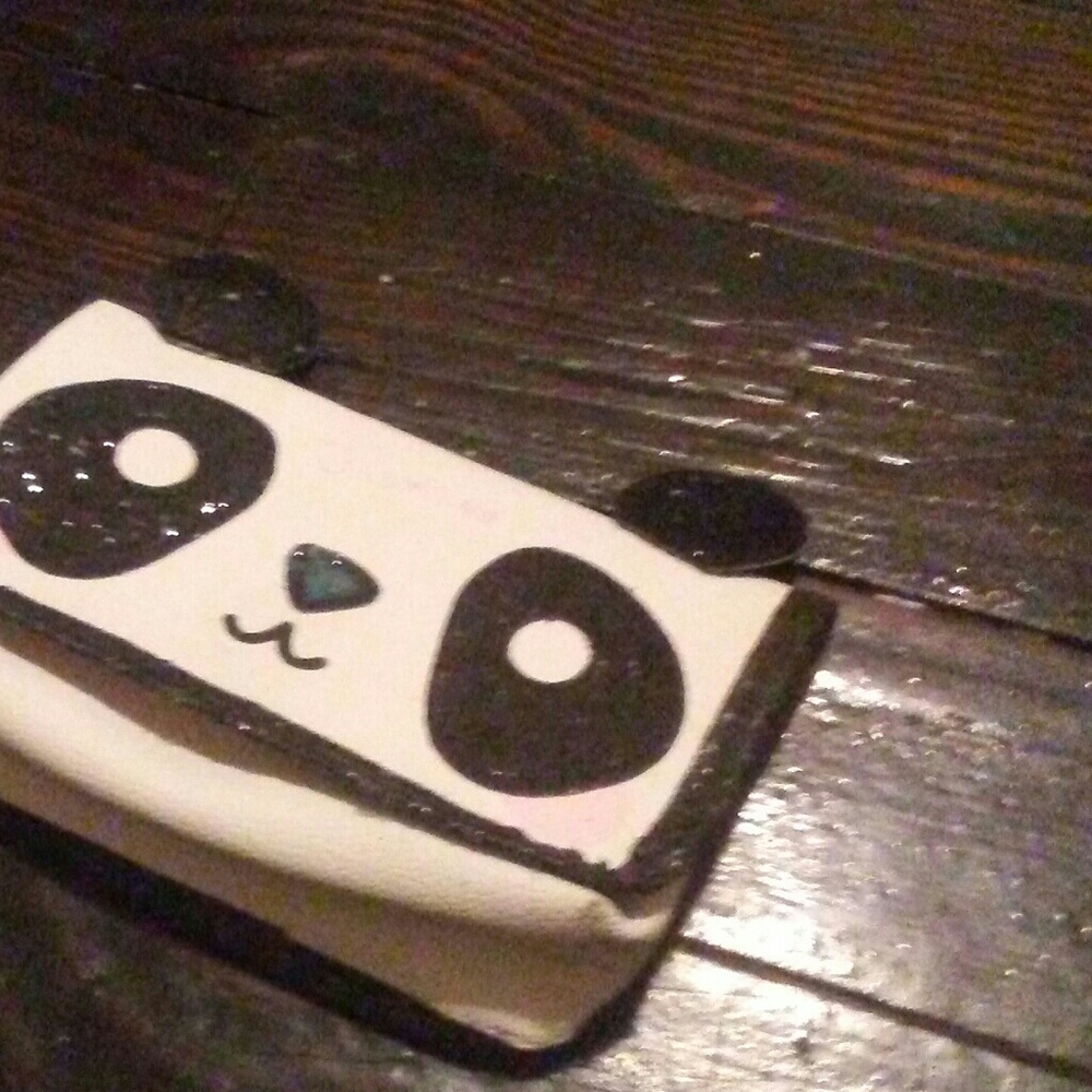 A panda purse 🐼
